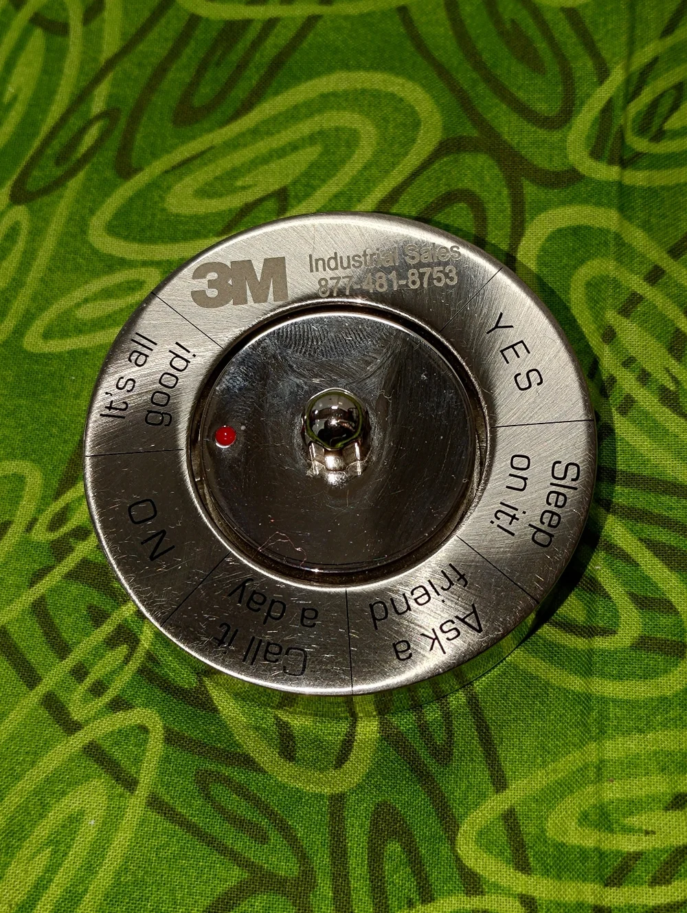 3M Vintage Executive Decision MakeR Spinner Desk Paperweight